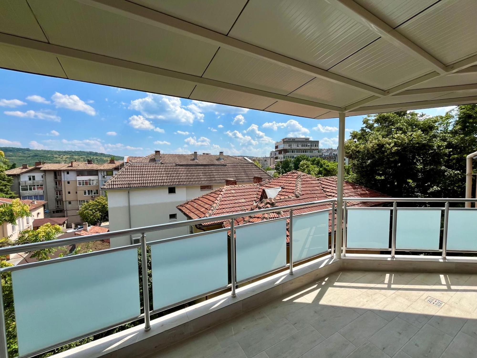 Parkcentral Luxury In City Center 7 Veliko Tărnovo Esterno foto