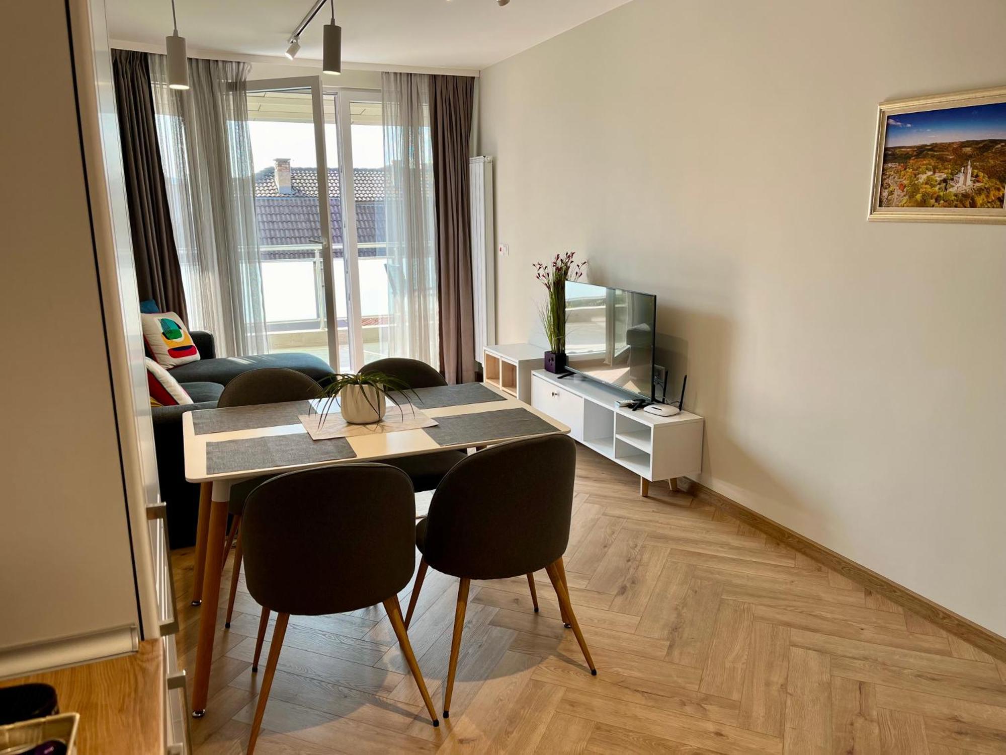 Parkcentral Luxury In City Center 7 Veliko Tărnovo Esterno foto